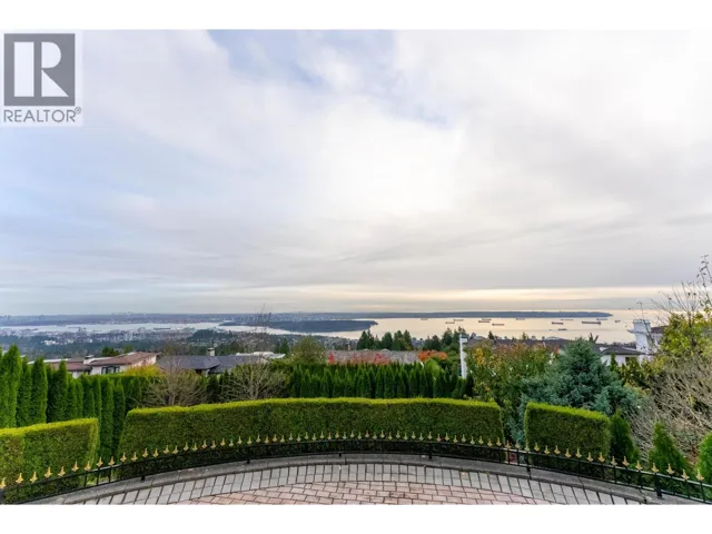 1409 CHARTWELL DRIVE, West Vancouver, British Columbia V7S2R7