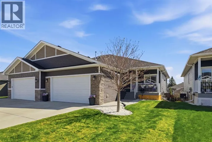 25 Stone Garden Drive, Carstairs, Alberta T0M0N0