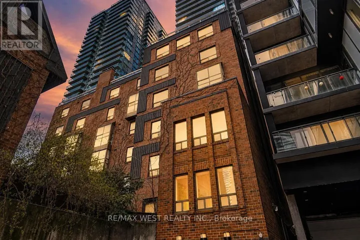 404 - 19 DUNDONALD STREET, Toronto (Rosedale-Moore Park), Ontario M4Y1K3