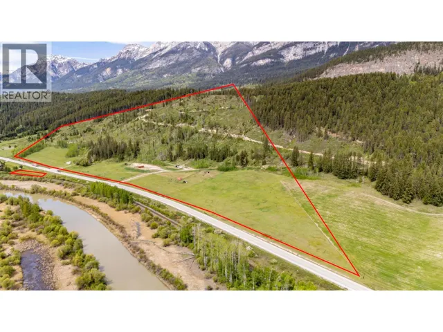 3657 95 Highway, Parson, British Columbia V0A1H4