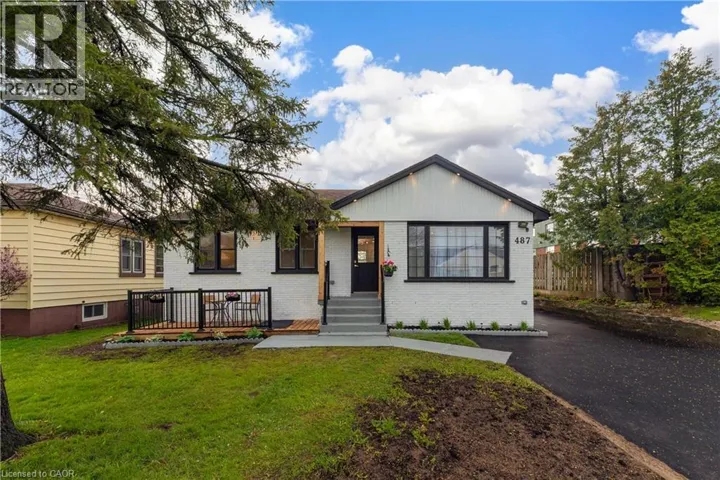 487 EAST 37TH Street, Hamilton, Ontario L8V4C1