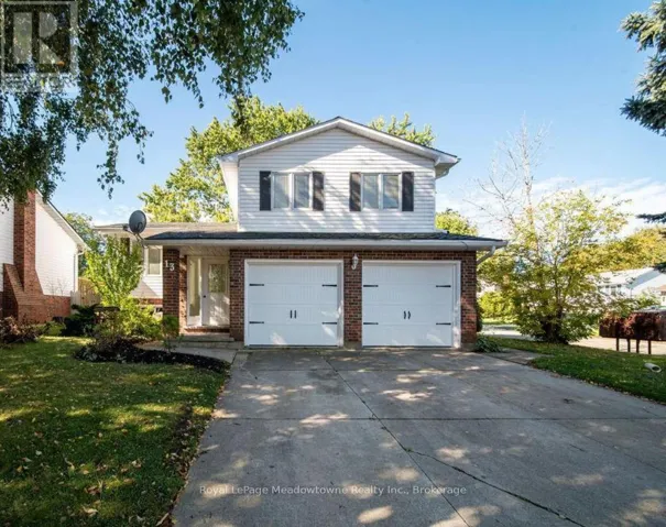 13 THOMPSON DRIVE, Norfolk (Port Dover), Ontario N0A1N4