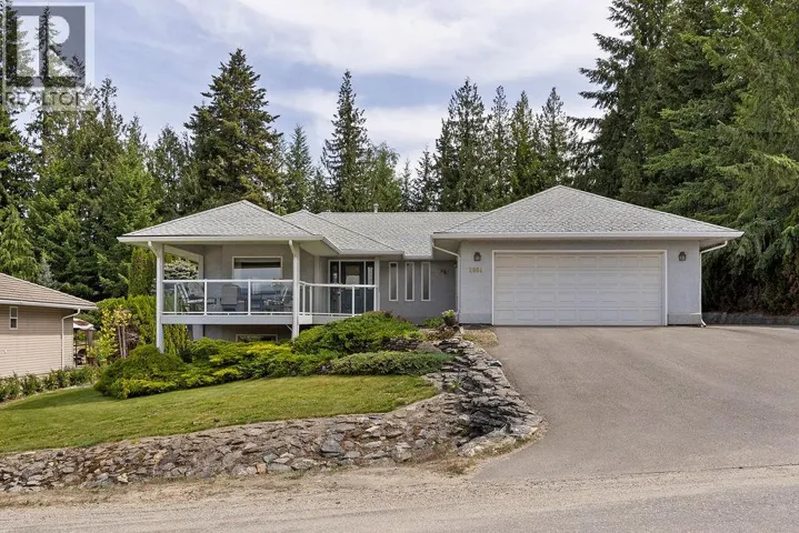 2864 Hilltop Road, Sorrento, British Columbia V0E2W1