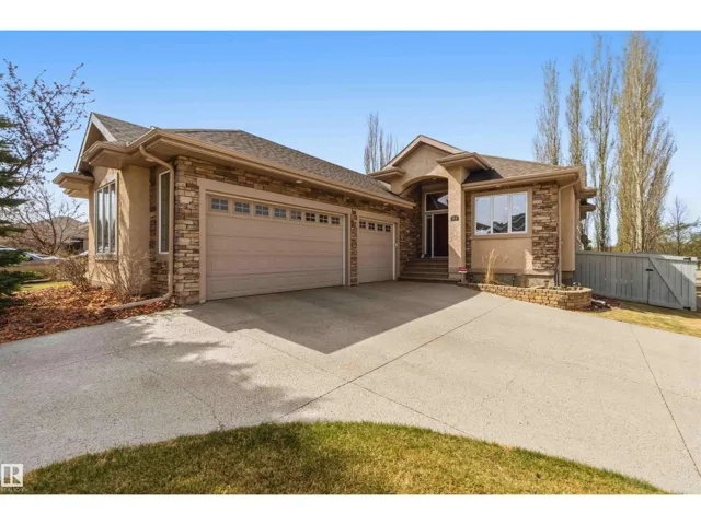 31 KINGSMOOR CL, St. Albert, Alberta T8N0S4