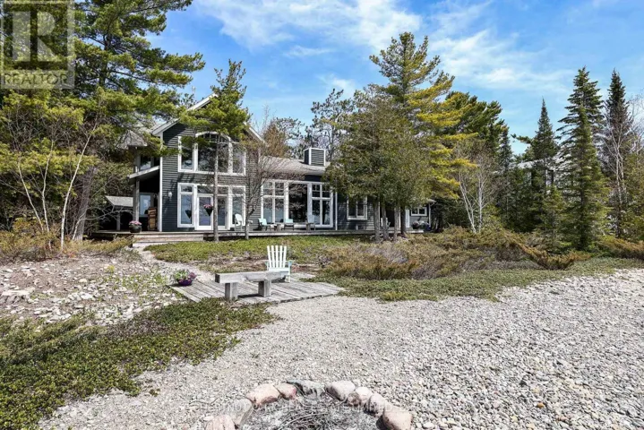 46 PARKLANE COURT, Tiny, Ontario L9M0J1
