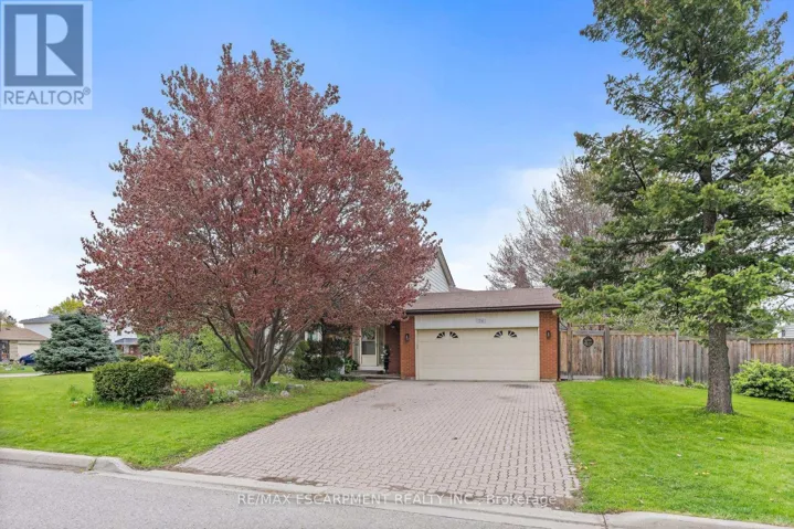 56 CAVENDISH CRESCENT, Brampton (Avondale), Ontario L6T1Z4