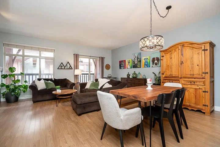 7 19479 65 AVENUE, Surrey, British Columbia V4N5X6