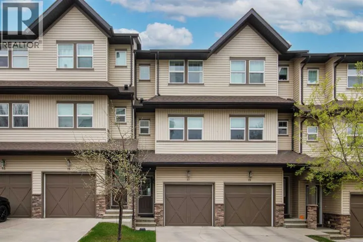 17, 28 Heritage Drive, Cochrane, Alberta T4G0J8