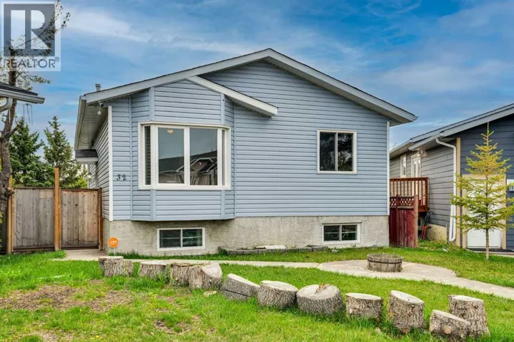 32 Taraglen Place NE, Calgary, Alberta T3J2N4