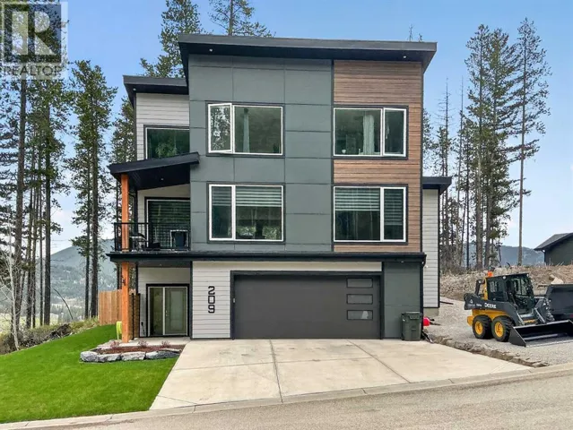209 Southmore Place, Blairmore, Alberta T0K0E0