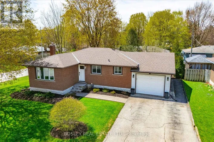 204 IRVINE STREET, Centre Wellington (Elora/Salem), Ontario N0B1S0