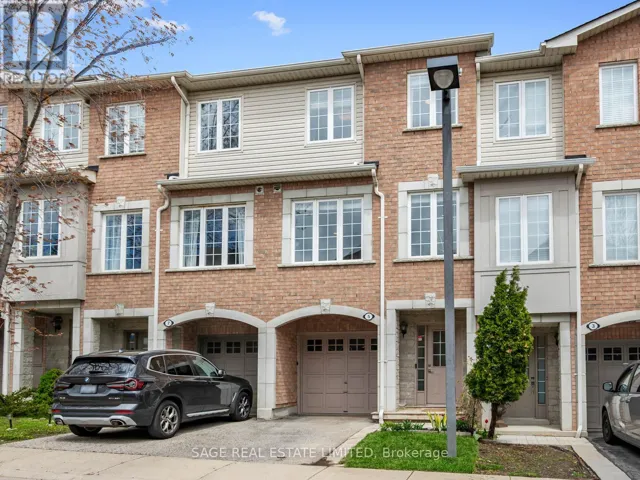 5 - 3071 TREADWELLS DRIVE, Mississauga (Applewood), Ontario L4X1L5