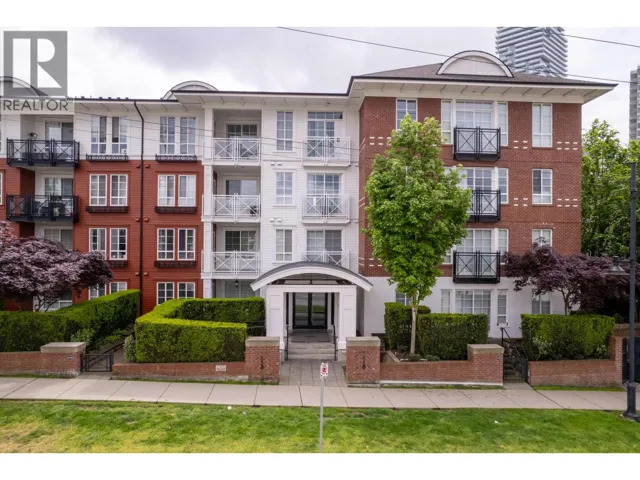 108 618 COMO LAKE AVENUE, Coquitlam, British Columbia V3J0G1