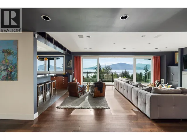 75 TIDEWATER WAY, Lions Bay, British Columbia V0N2E0