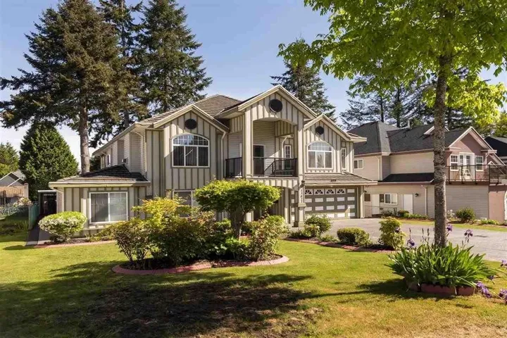 13871 78 AVENUE, Surrey, British Columbia V3W2X9