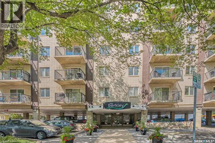 Penthouse B 537 4th AVENUE N, Saskatoon, Saskatchewan S7K2M6