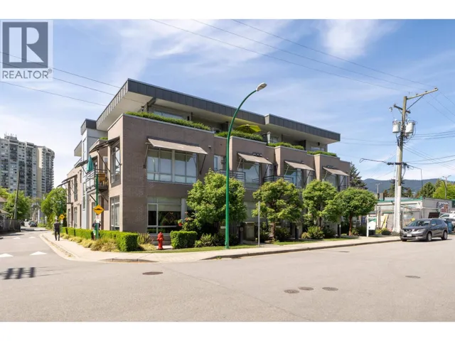 104 1591 BOWSER AVENUE, North Vancouver, British Columbia V7P2Y4