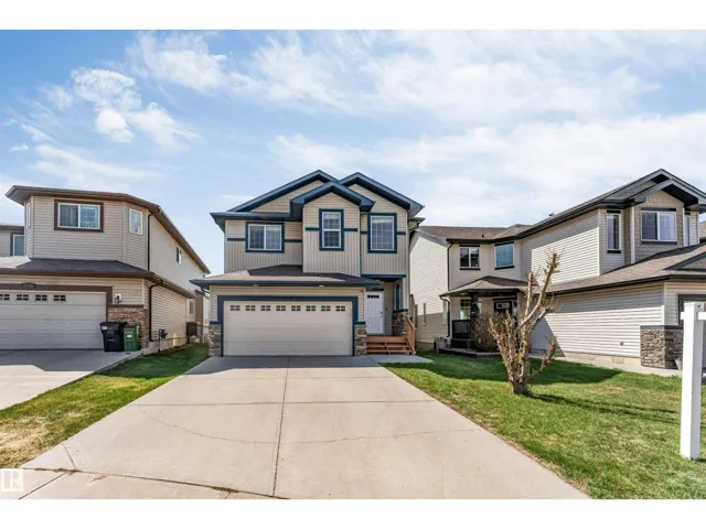 2138 32B ST NW, Edmonton, Alberta T6T0K5