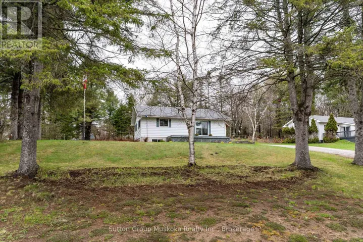 64 SPRUCE DRIVE, Huntsville (Stephenson), Ontario P0B1L0