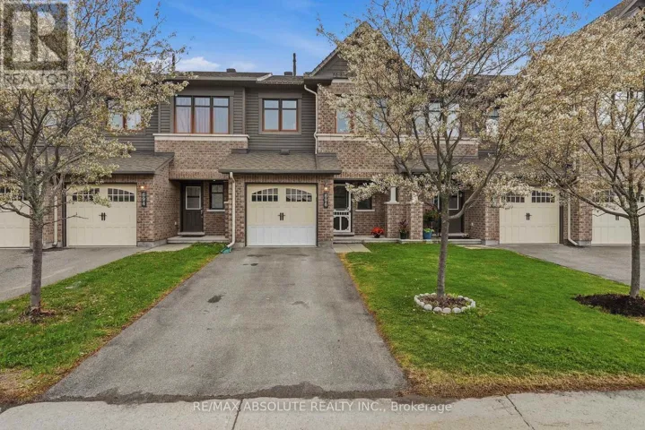 696 TRIGORIA CRESCENT, Ottawa, Ontario K0A2Z0