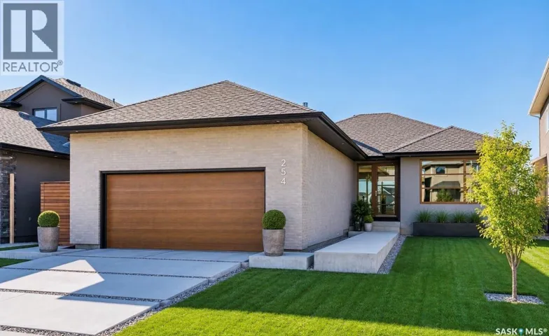 254 Whalley CRESCENT, Saskatoon, Saskatchewan S7T0P1