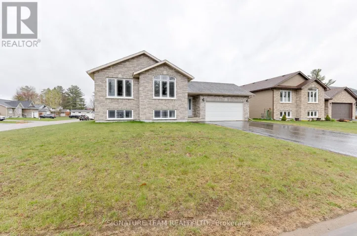1017 BEATTY CRESCENT, Deep River, Ontario K0J1P0