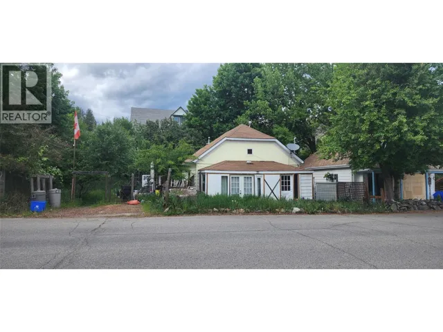173 75th Avenue, Grand Forks, British Columbia V0H1H0