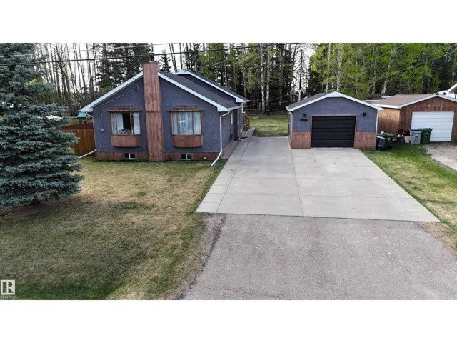 7126 4A AVE, Edson, Alberta T7E1N3