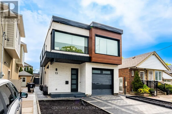 2 - 13 MCKAYFIELD ROAD, Toronto (Danforth Village-East York), Ontario M4J3V5