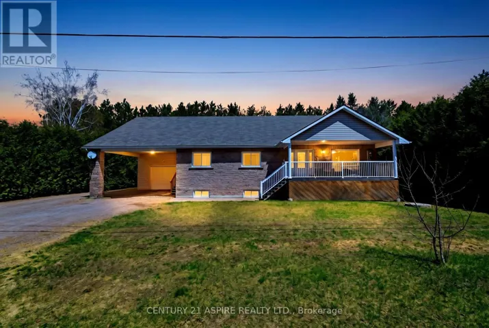 84 PINEWOOD PLACE, Deep River, Ontario K0J1P0