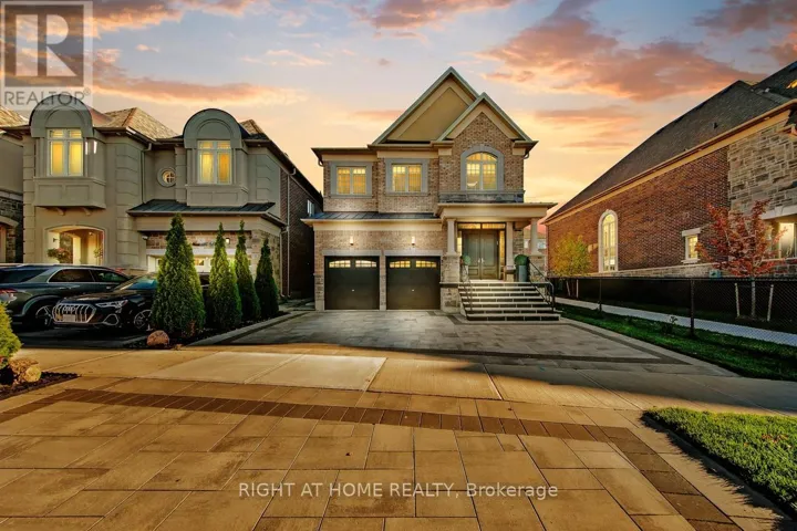 38 MENOTTI DRIVE, Richmond Hill (Oak Ridges), Ontario L4E1G6
