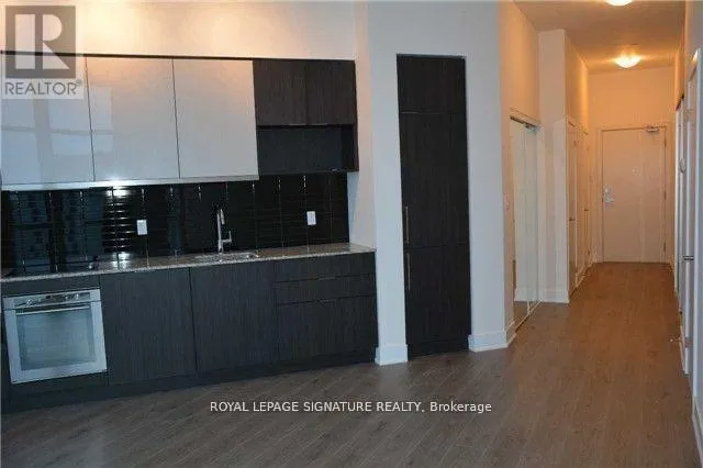 101 - 99 THE DONWAY W, Toronto (Banbury-Don Mills), Ontario M3C0N8