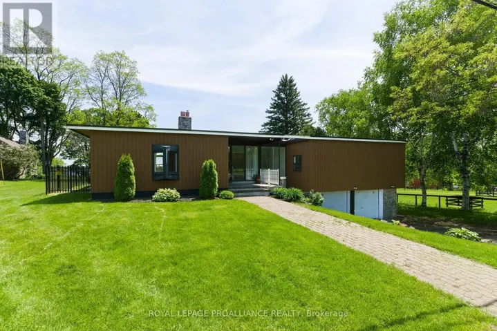 1103 COUNTY ROAD 2 ROAD E, Augusta, Ontario K6V5T1