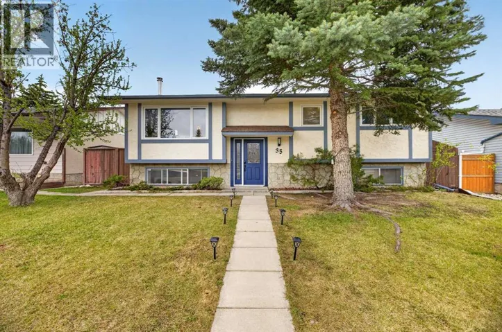 35 Queen Isabella Close SE, Calgary, Alberta T2J3R2