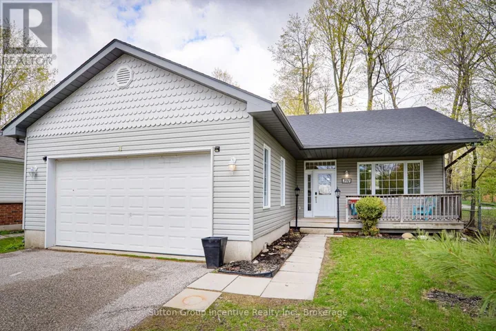 391 GRENVILLE AVENUE, Orillia, Ontario L3V8A7