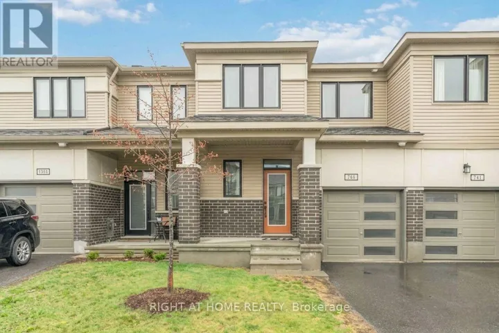 709 DERREEN AVENUE, Ottawa, Ontario K2S2Z2