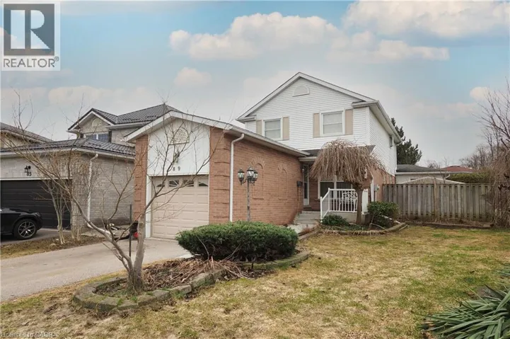 89 LYNNHAVEN Court, Kitchener, Ontario N2M5L8