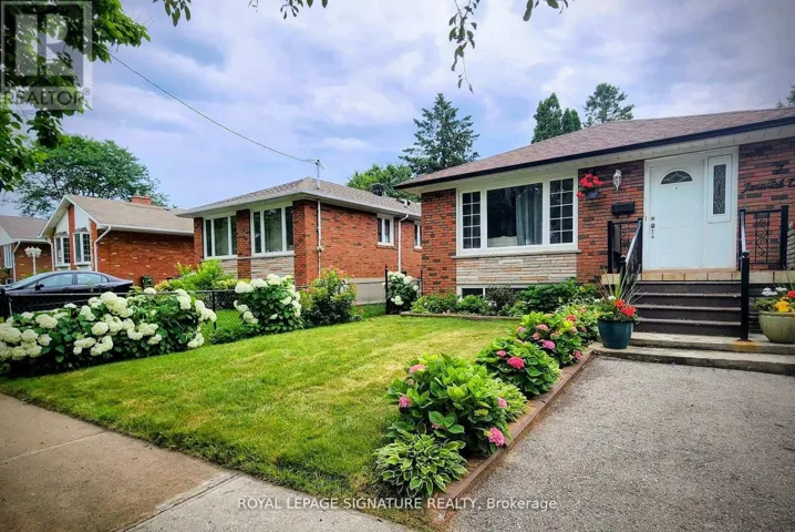 7 JARWICK DRIVE, Toronto (Woburn), Ontario M1H2H1