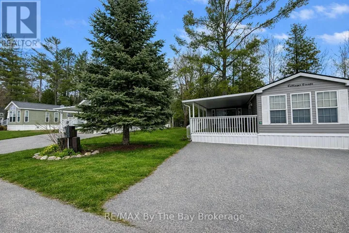 83 MADAWASKA TRAIL, Wasaga Beach, Ontario L9Z1X7