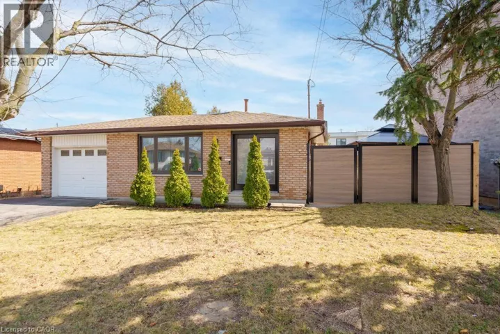 19 GLEN FOREST Drive, Hamilton, Ontario L8K5V7