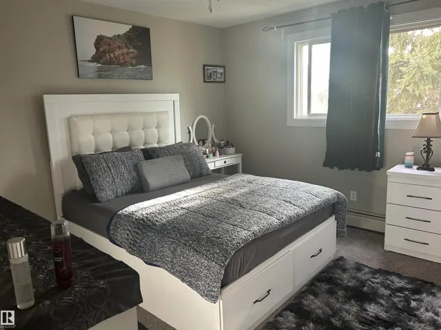 #204 10811 115 ST NW, Edmonton, Alberta T5H3L2
