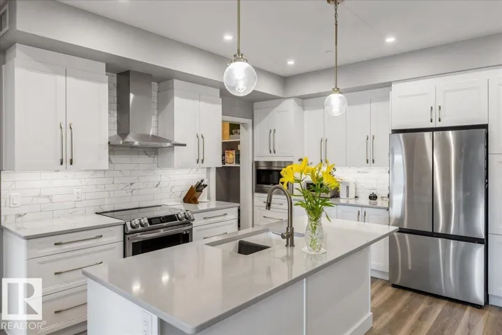 #428 7463 MAY CM NW, Edmonton, Alberta T6R0X1