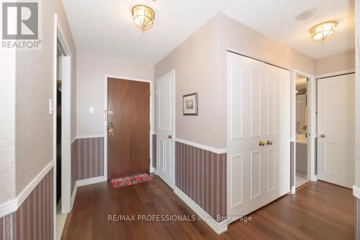 702 - 1320 ISLINGTON AVENUE, Toronto (Islington-City Centre West), Ontario M9A5C6