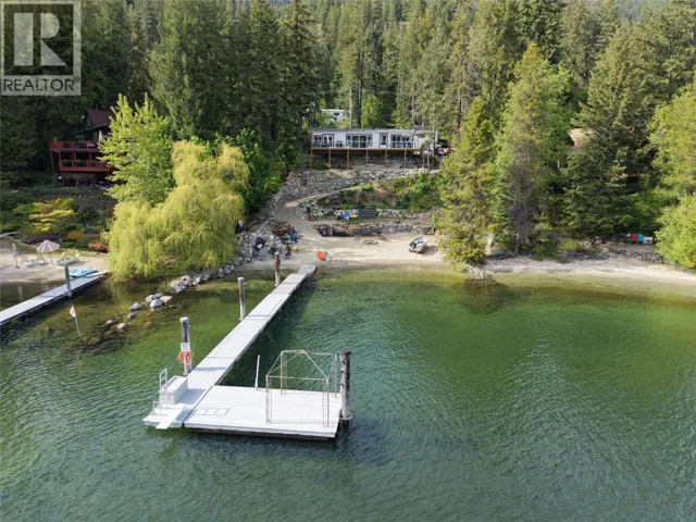 5604 Highway 3A Highway, Nelson, British Columbia V1L6N7