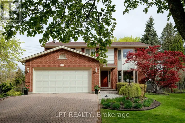 88 CHESHAM COURT, London North (North K), Ontario N6G3T4