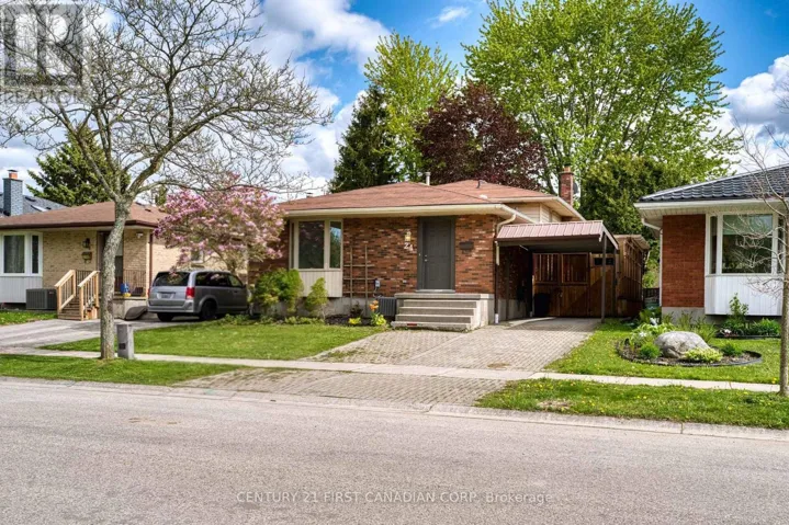 24 BLANCHARD CRESCENT, London North (North I), Ontario N6G4E2