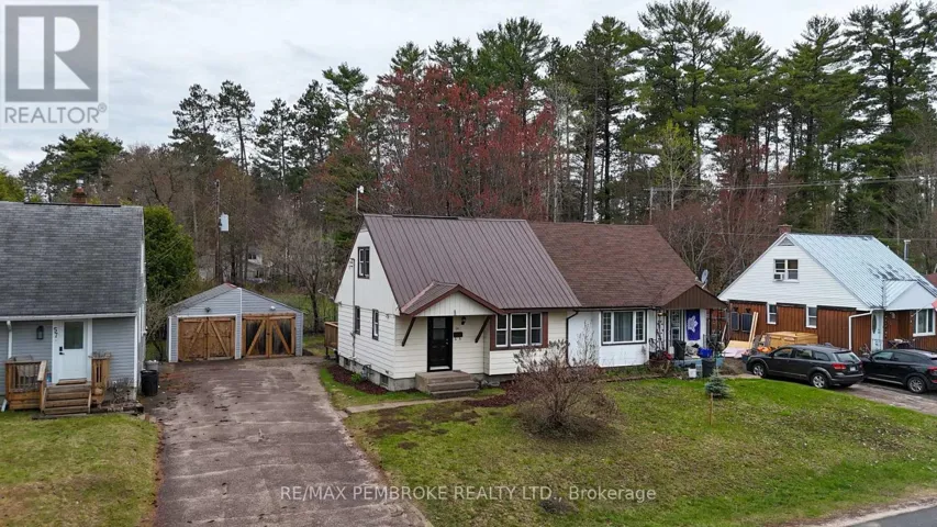 59 RUTHERFORD AVENUE, Deep River, Ontario K0J1P0