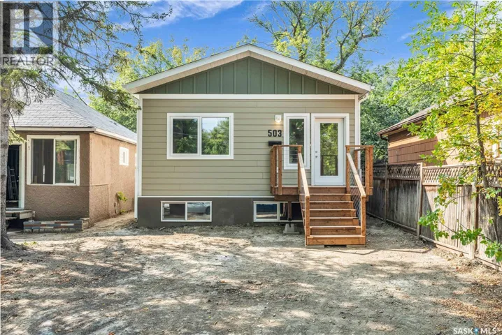 320 25th STREET W, Saskatoon, Saskatchewan S7L0C5
