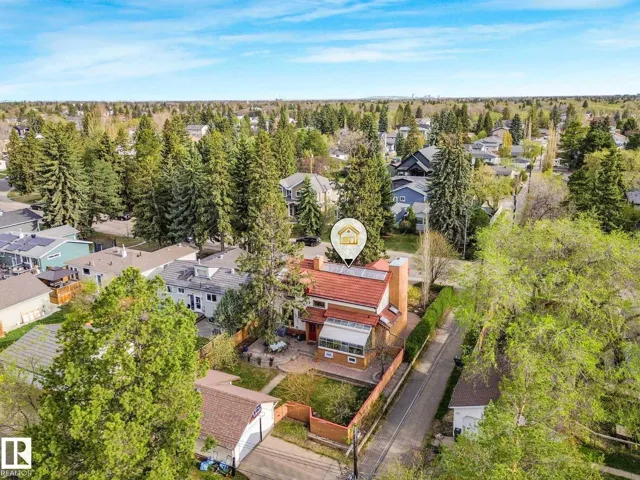 14611 89 AV NW, Edmonton, Alberta T5R4P4