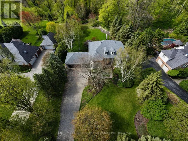 110 CRAWFORD CRESCENT, Milton (Campbellville), Ontario L0P1B0